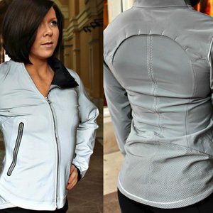 Lululemon reflective jacket running yoga gym 10